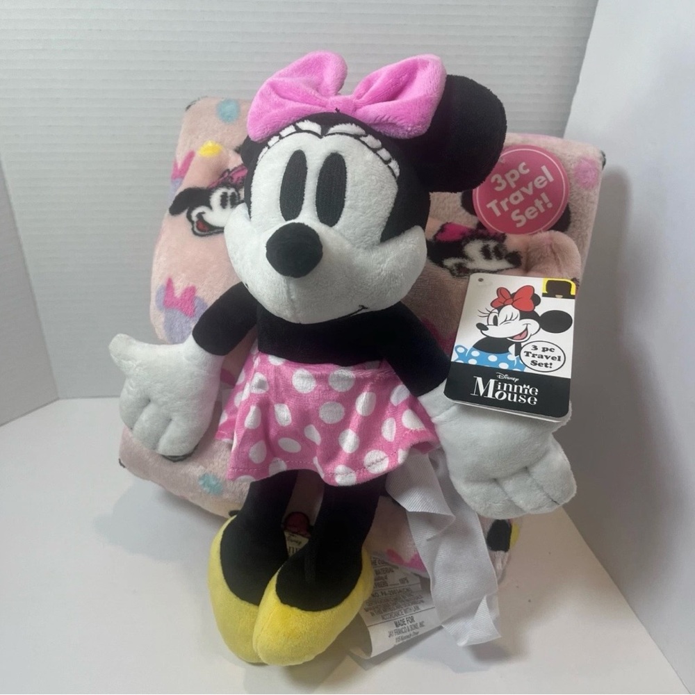 Disney Minnie Mouse Pink Polka Dot Plush 3pc Travel gift Set
